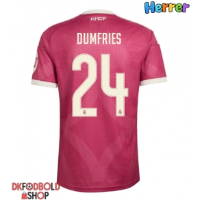 Real Madrid Denzel Dumfries #24 Tredje trøje 2026-27 Kort ærmer